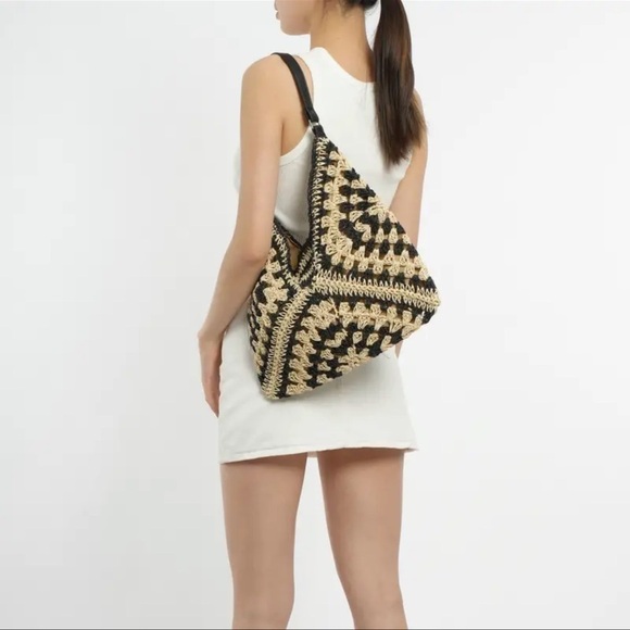 Boho Chic Vintage Straw Woven Hobo Bag - Picture 4 of 7